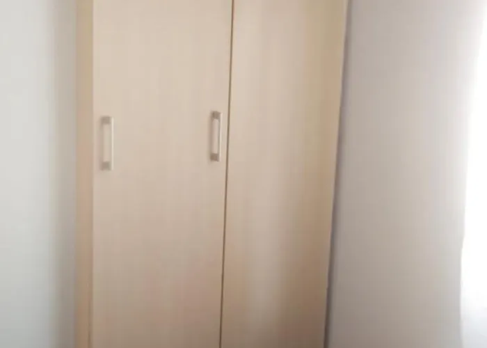 5 Pers * L'Escala