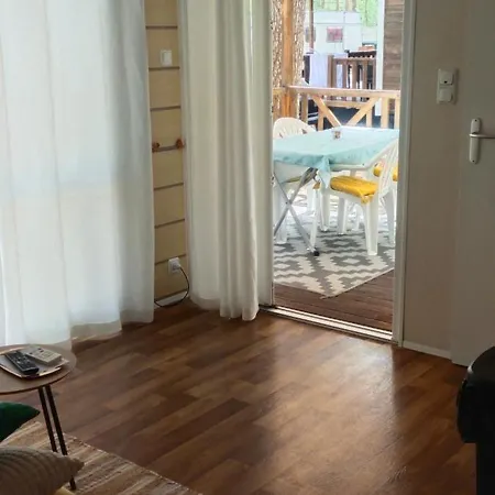 5 Pers L' Escala